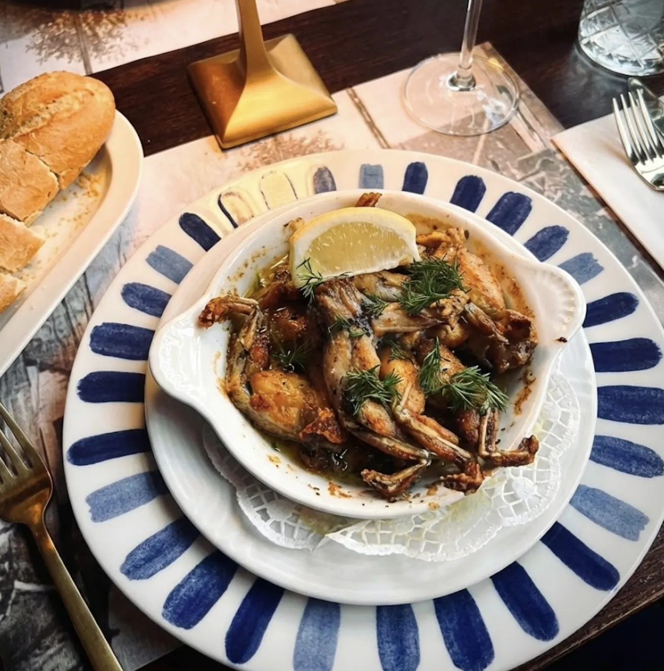 Restaurant ambiance